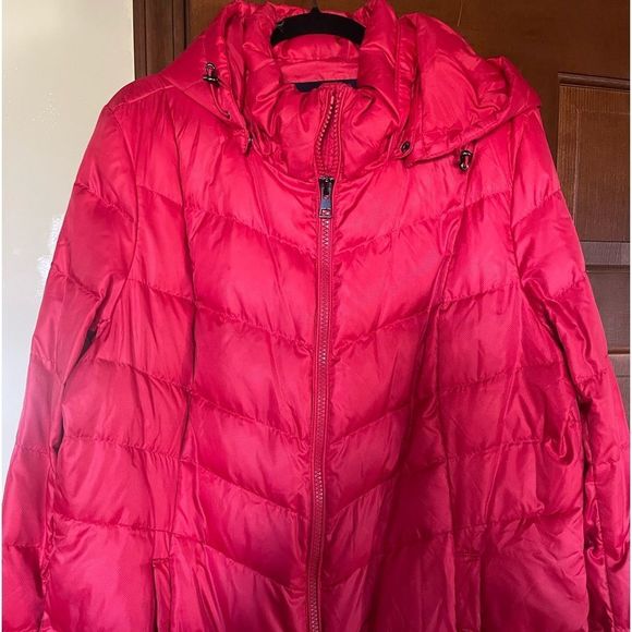Lands' End Jackets & Blazers - 🎉🎉HOST PICK💕💕LANDS END DOWN DOUBLE ZIP COAT. RED USED ONCE IN COLORADO. HOOD